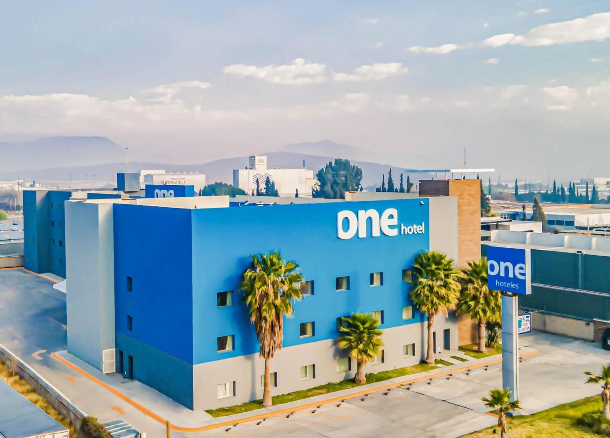 One Saltillo Aeropuerto Eksteriør bilde